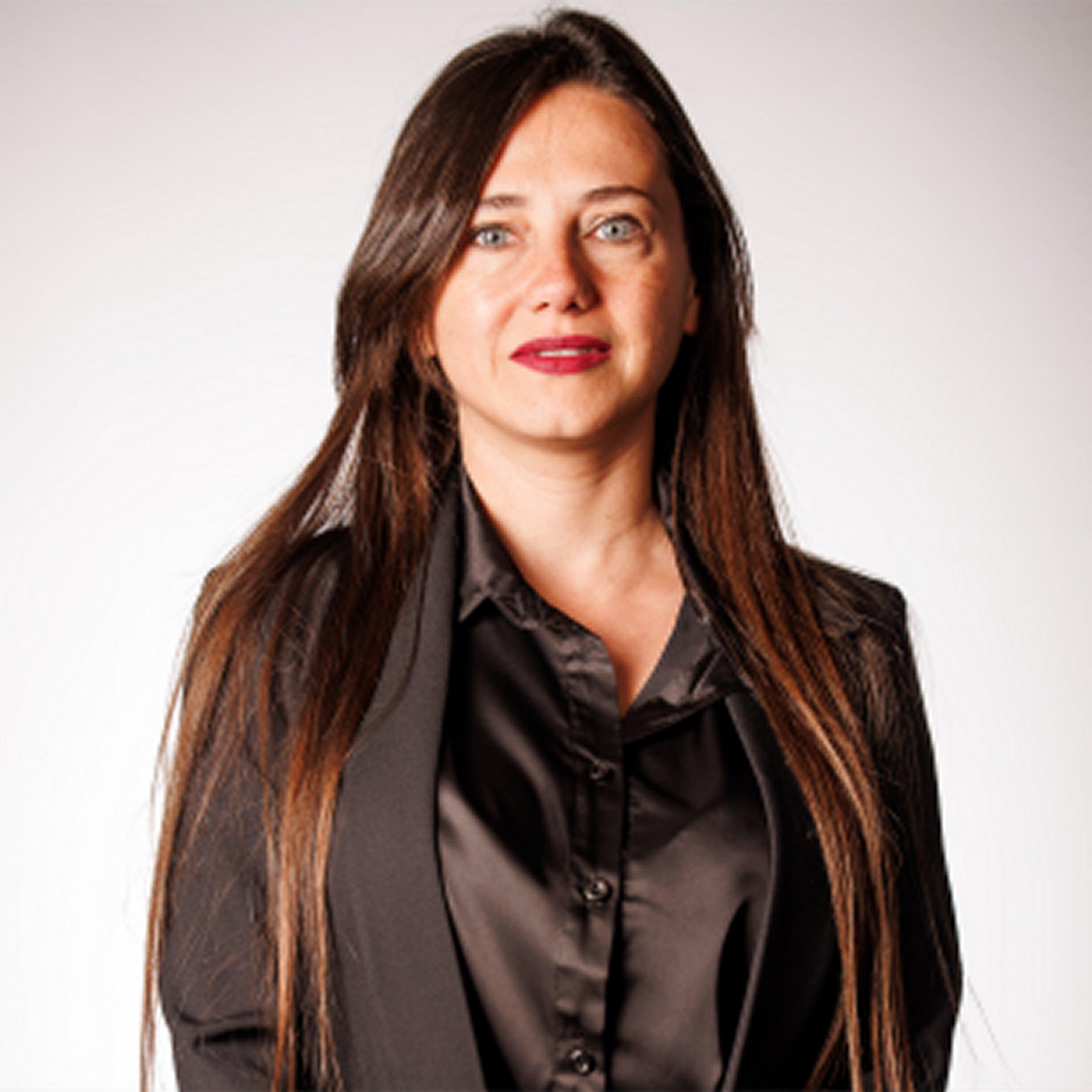 Dra. Vanesa Raquel Castro